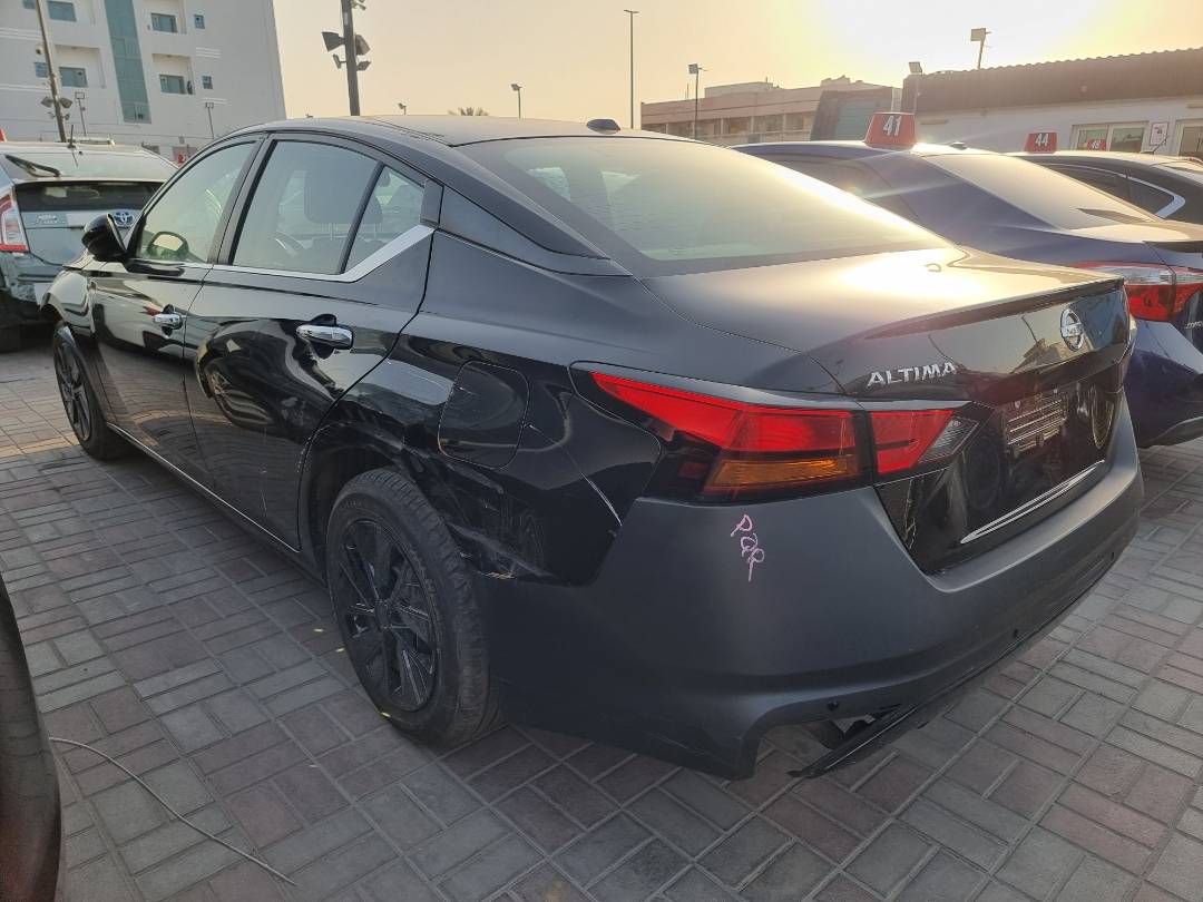 2020 NISSAN ALTIMA — 90753 Miles — Lot 214587 — Ind. 12 - Marhaba Auctions Used Cars - Image 3