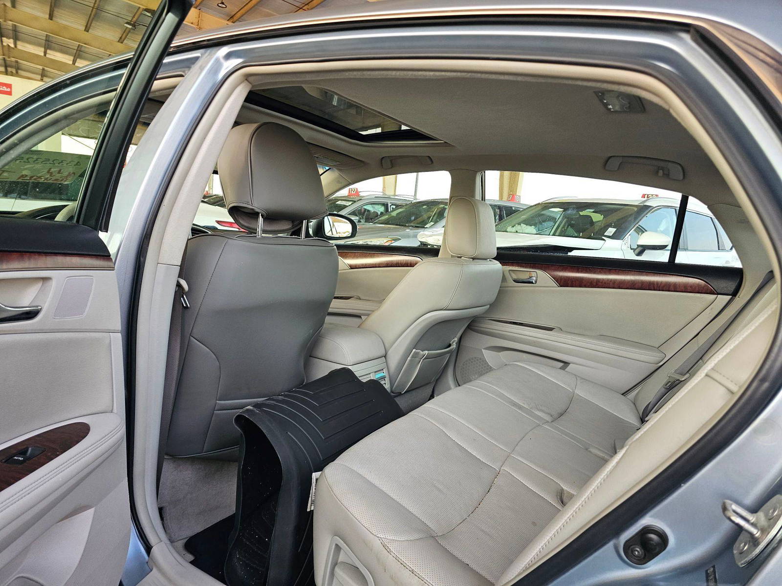 TOYOTA AVALON 2011 - Marhaba Auction Used Cars - Image 6