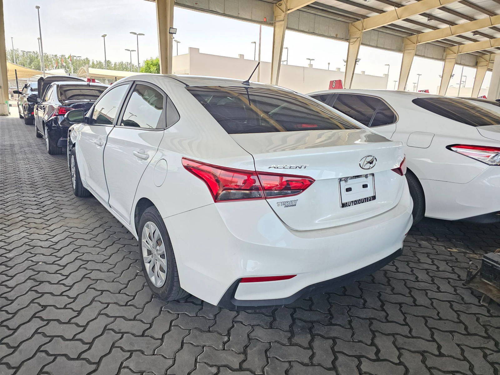 HYUNDAI ACCENT 2021 - Marhaba Auction Used Cars - Image 3