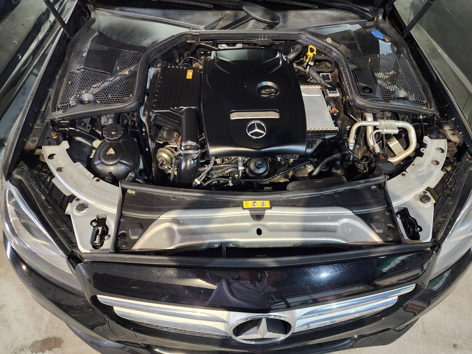 MERCEDES BENZ C300 2017 - Marhaba Auction Used Cars - Image 14