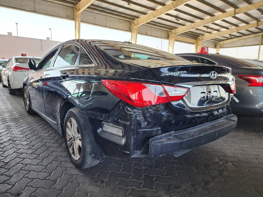 2013 HYUNDAI SONATA — 182326 Miles — Lot 46649394 — Main - Marhaba Auctions Used Cars - Image 11