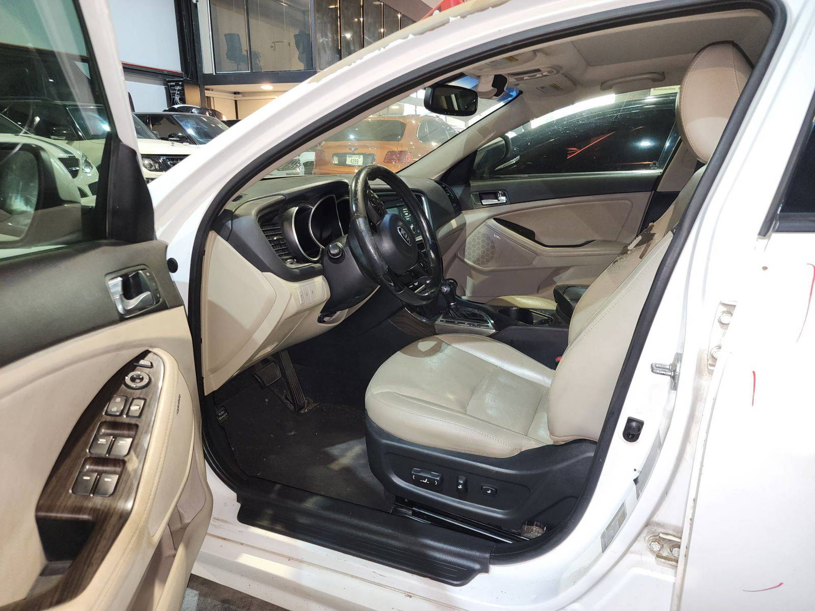 2014 KIA OPTIMA — 235968 Miles — Lot 317027 — Souq - Marhaba Auctions Used Cars - Image 7