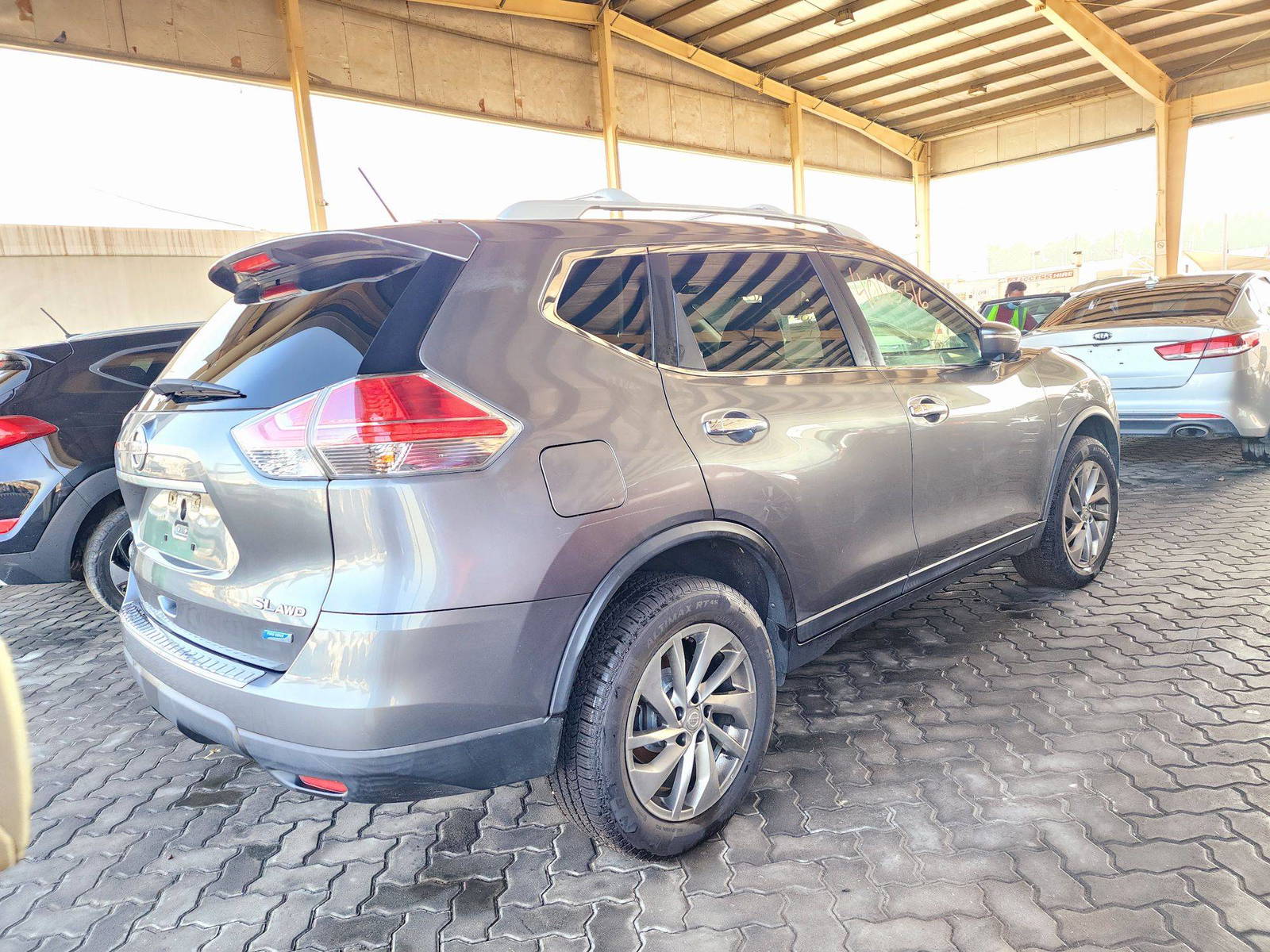 2014 NISSAN ROGUE — 146399 Miles — Lot EC800010 — Souq - Marhaba Auctions Used Cars - Image 3