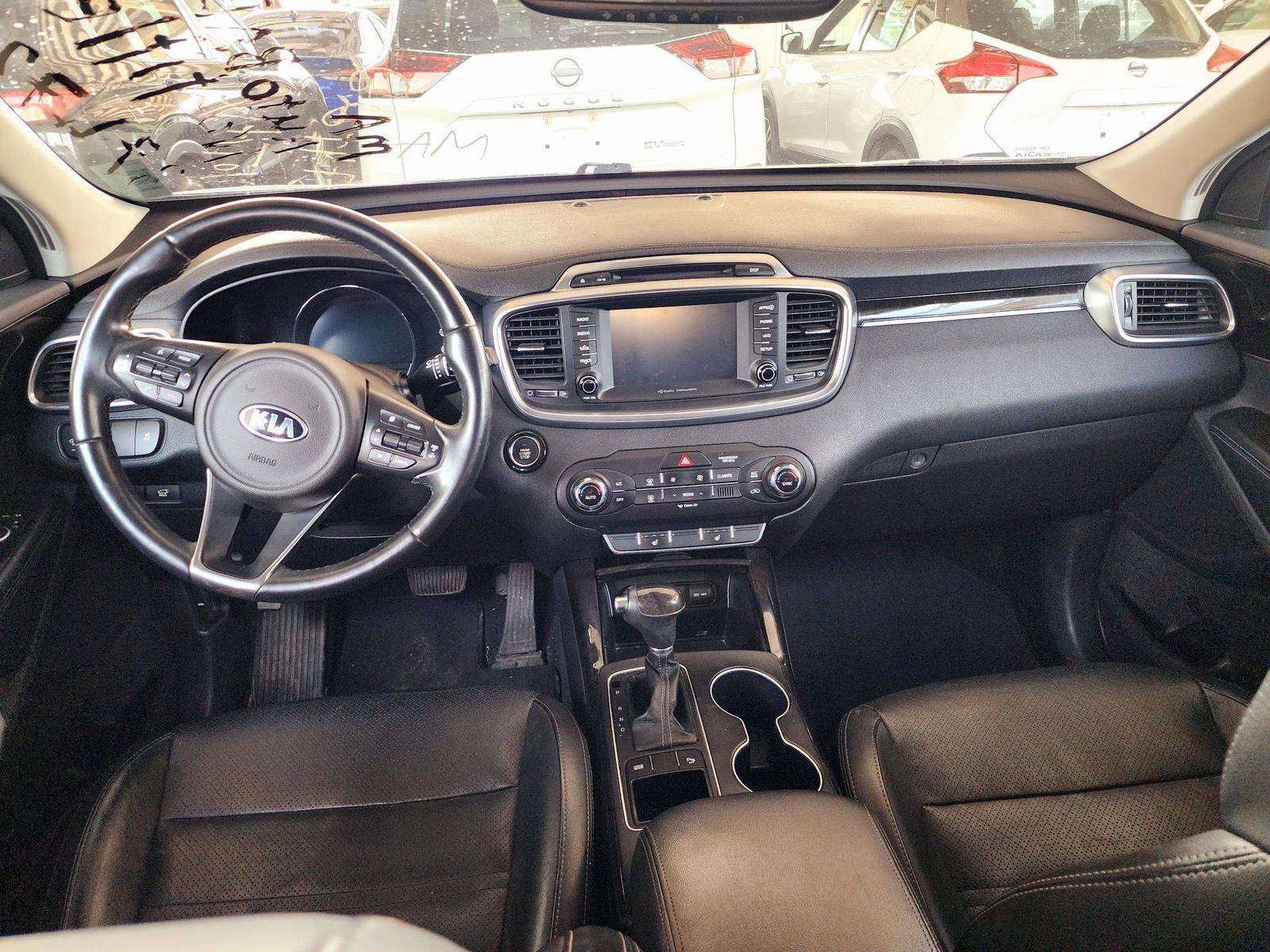 KIA SORENTO 2018 - Marhaba Auction Used Cars - Image 7