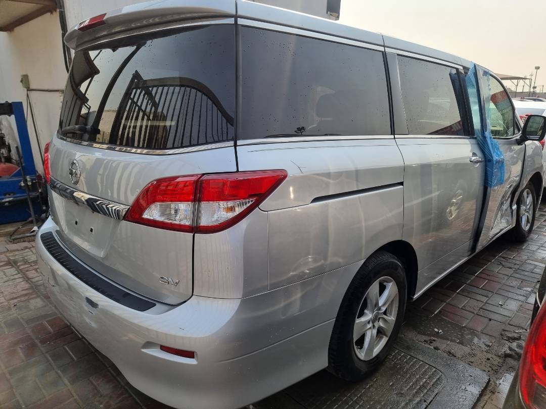 2015 NISSAN QUEST — 181574 Miles — Lot 215487 — Ind. 12 - Marhaba Auctions Used Cars - Image 4