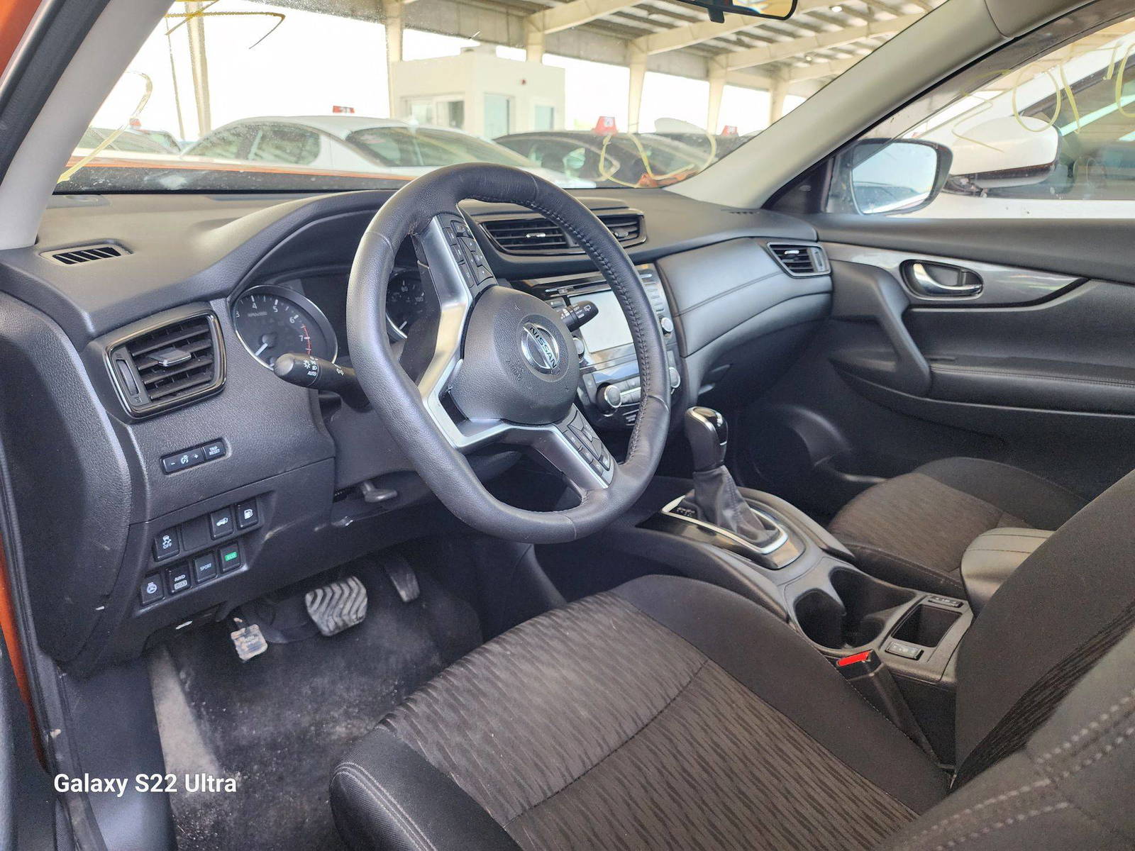 2018 NISSAN ROGUE — 35633 Miles — Lot 82880703 - Marhaba Auctions Used Cars - Image 7
