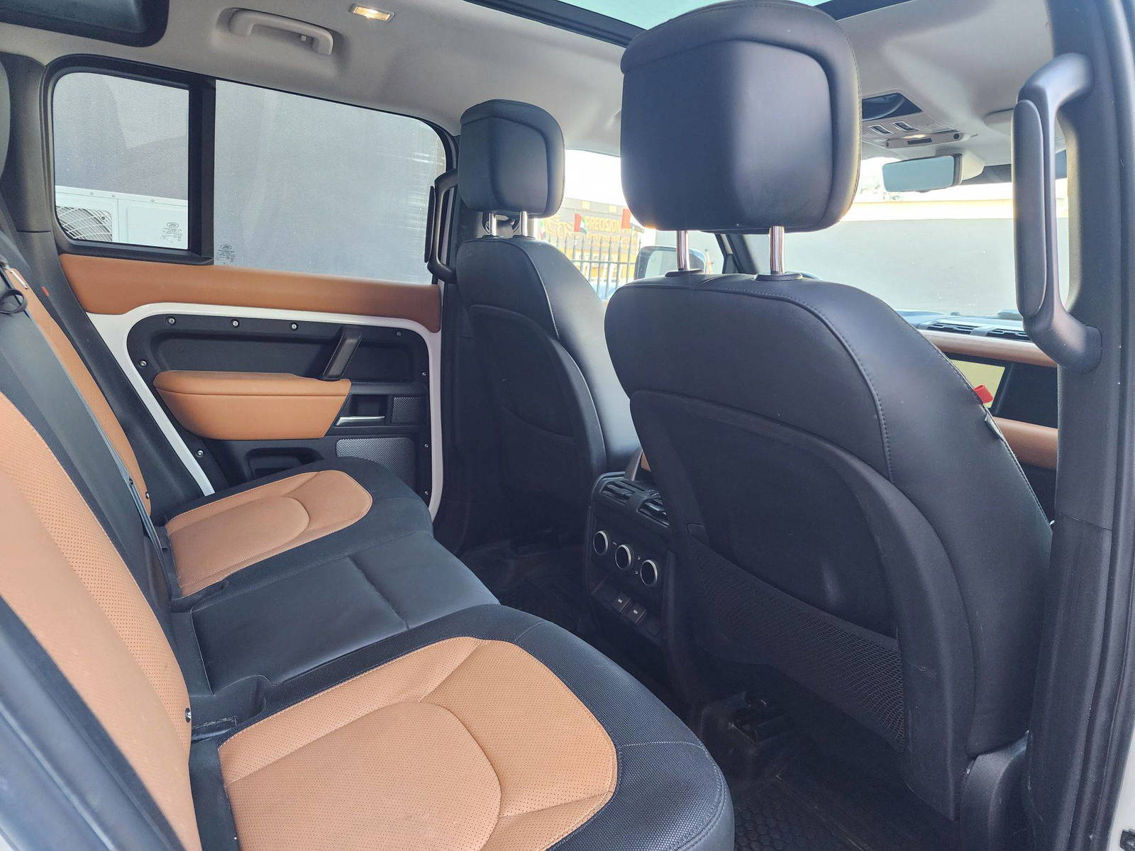 LAND ROVER DEFENDER 110 X 2024 - Marhaba Auction Used Cars - Image 8