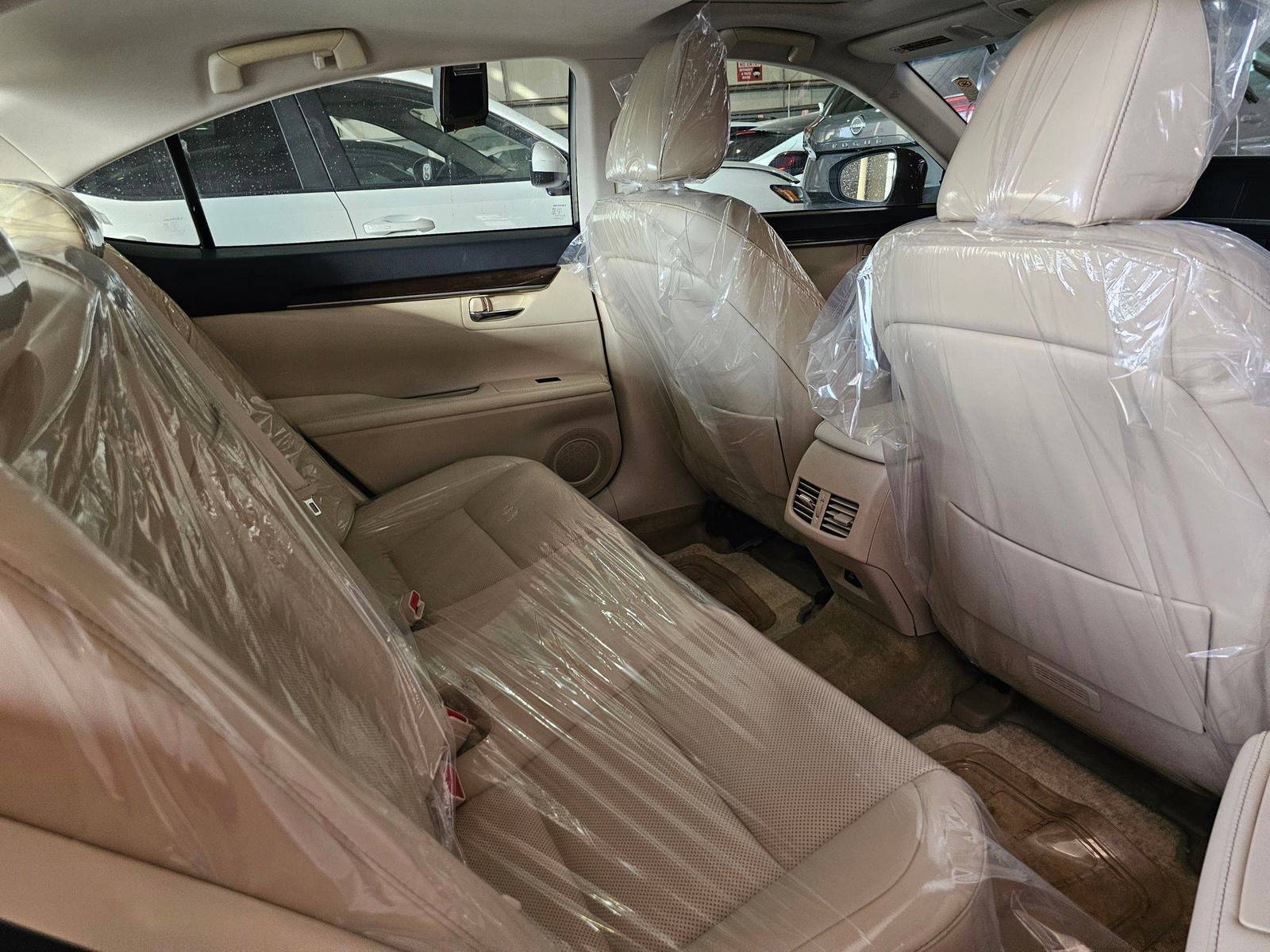 2015 LEXUS ES 350 — 179395 Miles — Lot 8F2206447 — Main - Marhaba Auctions Used Cars - Image 7