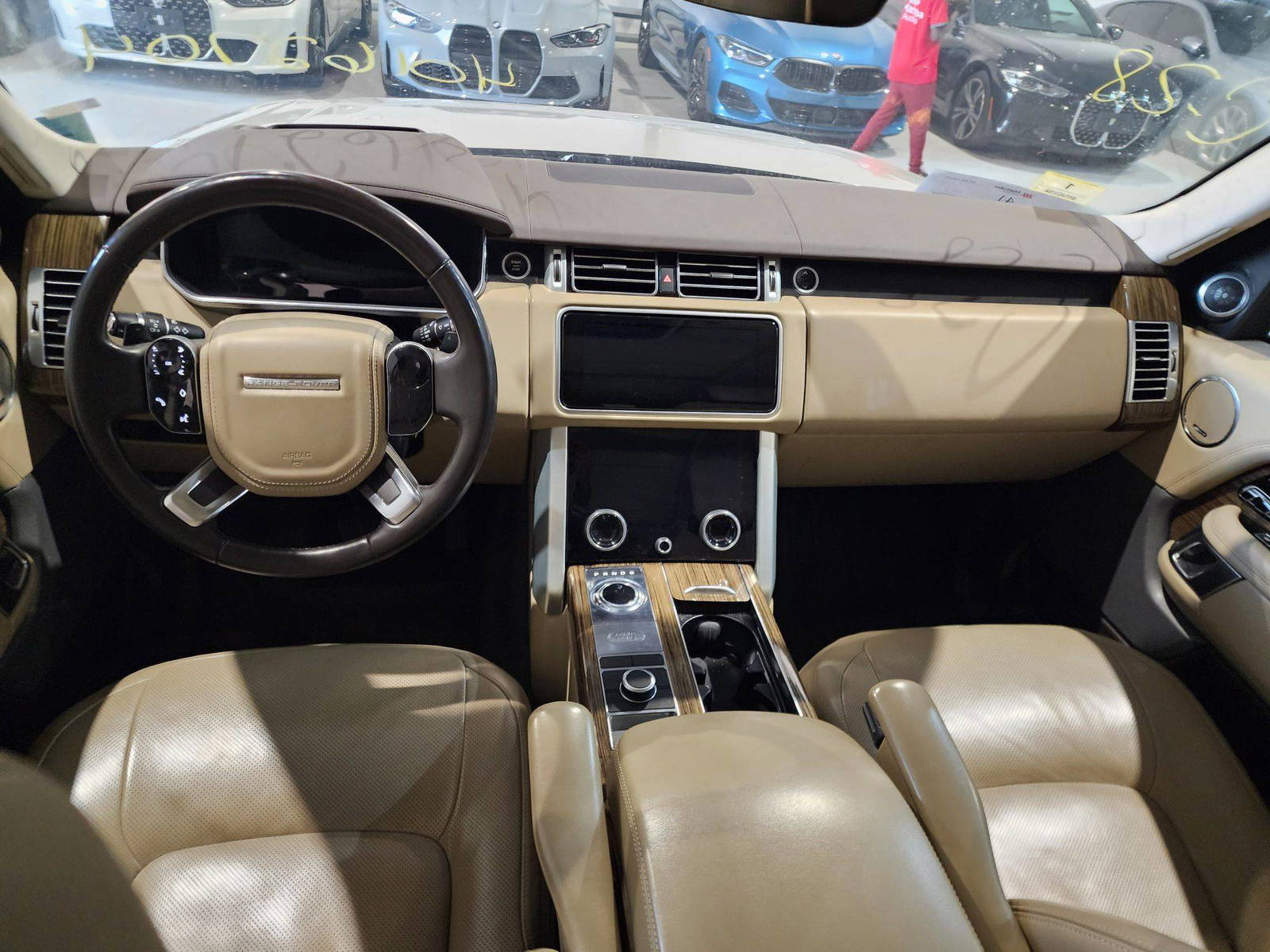 2019 LAND ROVER RANGE ROVER SUPERCHARGED — 88622 Miles — Lot 40162704 — Main - Marhaba Auctions Used Cars - Image 9