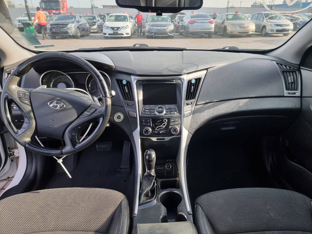 2012 HYUNDAI SONATA — 172034 Miles — Lot 124587 — Ind. 12 - Marhaba Auctions Used Cars - Image 8