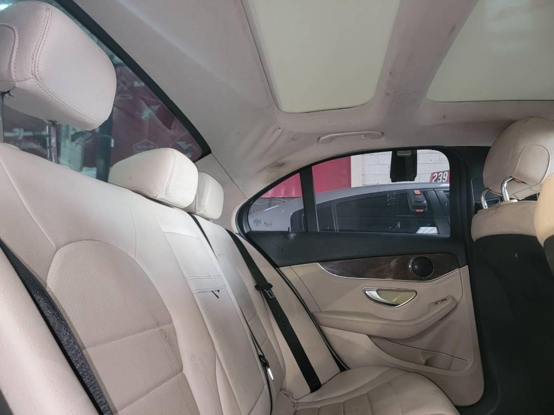 2015 MERCEDES BENZ C300 — 134847 Miles — Lot FU043776 - Marhaba Auctions Used Cars - Image 5