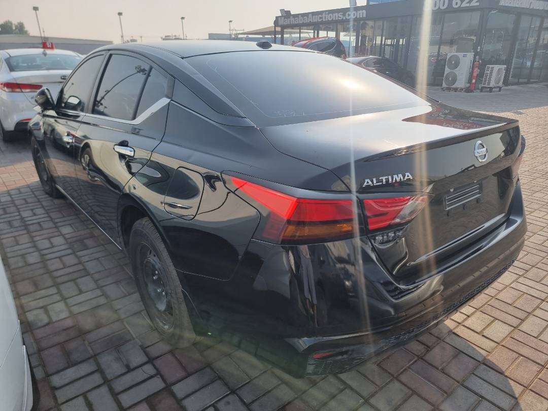 2020 NISSAN ALTIMA — 93891 Miles — Lot 125487 — Souq - Marhaba Auctions Used Cars - Image 3