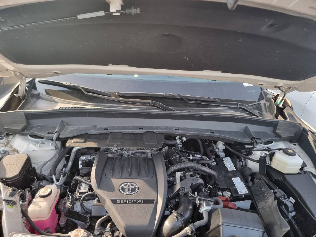 TOYOTA GRAND HIGHLANDER XLE 2024 - Marhaba Auction Used Cars - Image 3