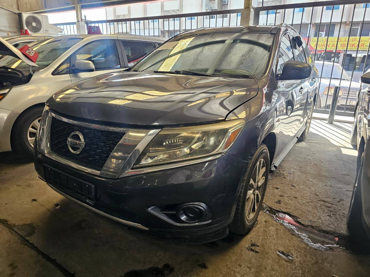 2014 NISSAN PATHFINDER — 168128 KM — Lot M78EC726896 — Main - Marhaba Auctions Used Cars - Image 4