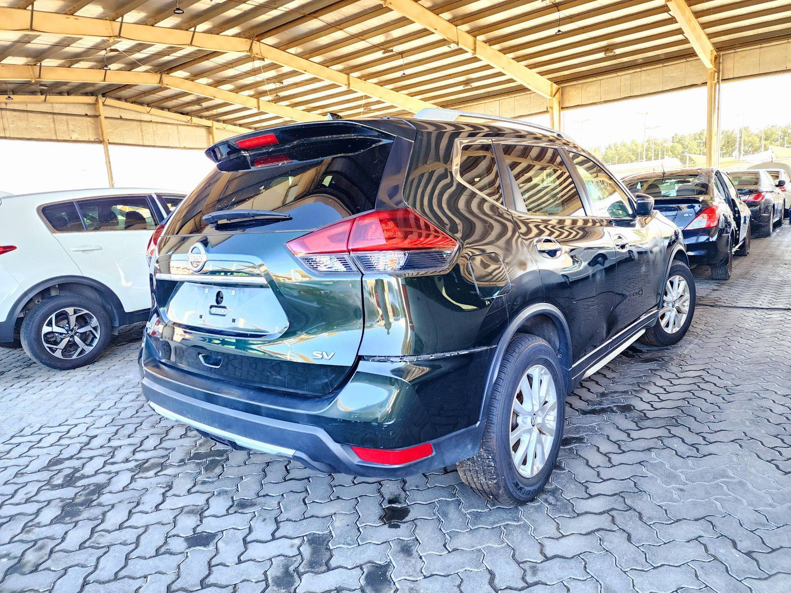 2018 NISSAN ROGUE — 70753 Miles — Lot 39174642 — Souq - Marhaba Auctions Used Cars - Image 3