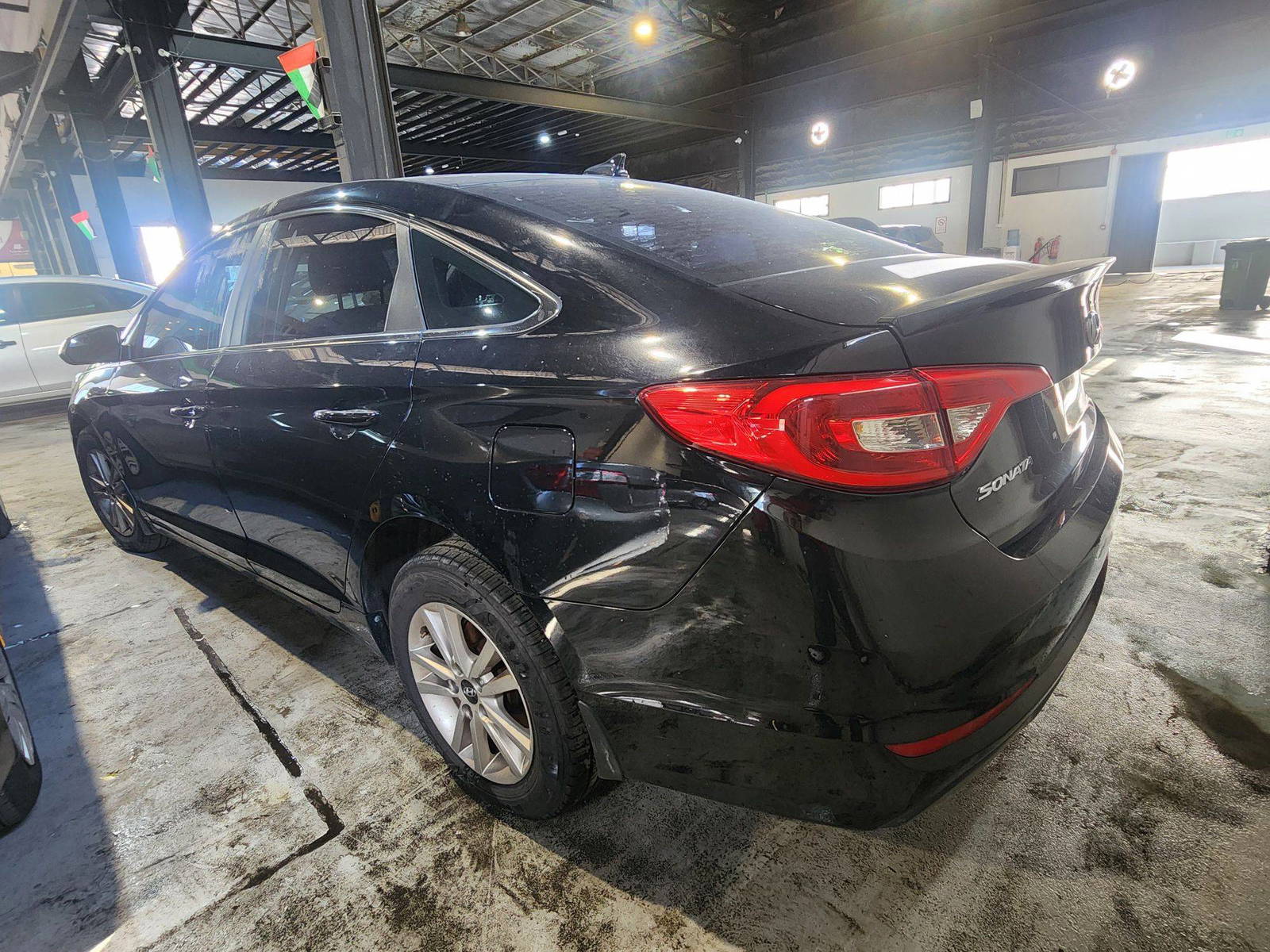 2015 HYUNDAI SONATA — 134196 Miles — Lot FH224349 — Al Quoz - Marhaba Auctions Used Cars - Image 6