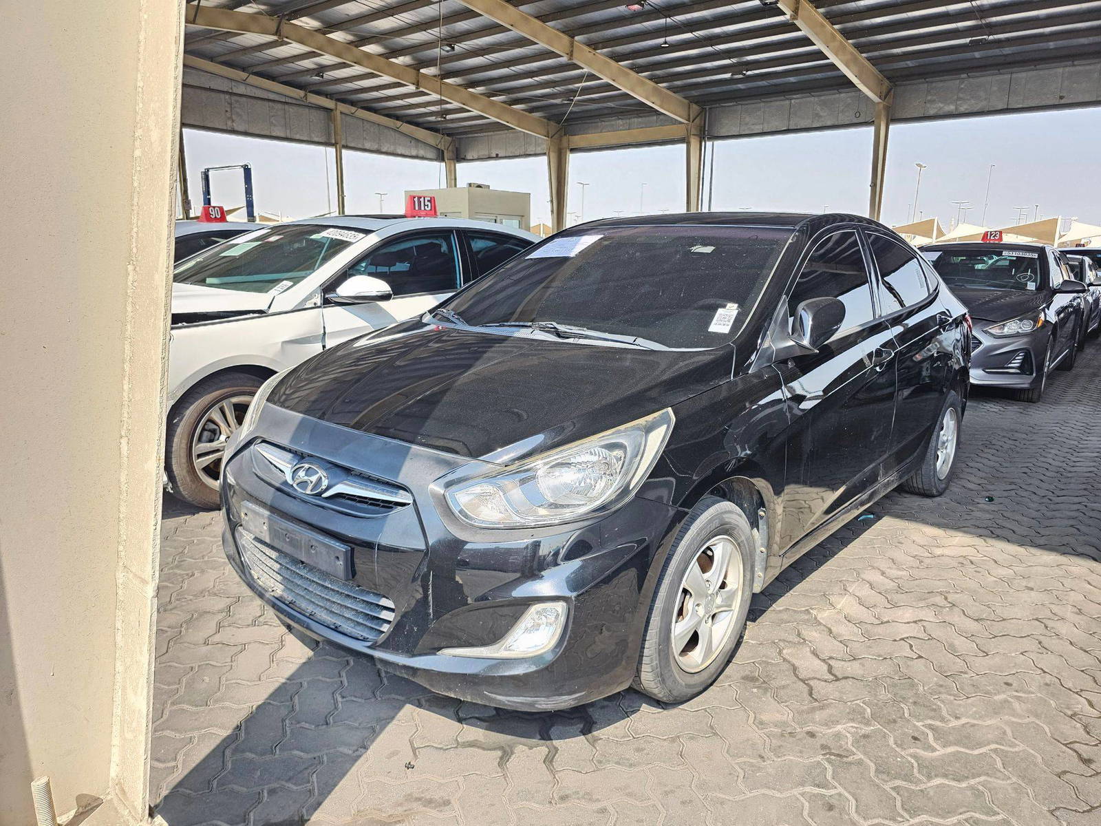 2011 HYUNDAI ACCENT — 275622 KM — Lot 083697 — Main - Marhaba Auctions Used Cars - Image 5