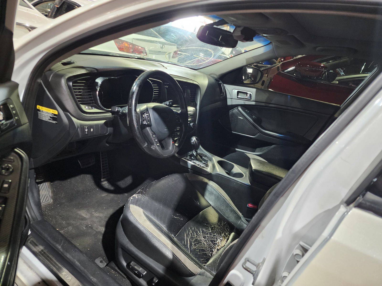 2012 KIA OPTIMA — 136229 Miles — Lot 049696 — Al Quoz - Marhaba Auctions Used Cars - Image 9