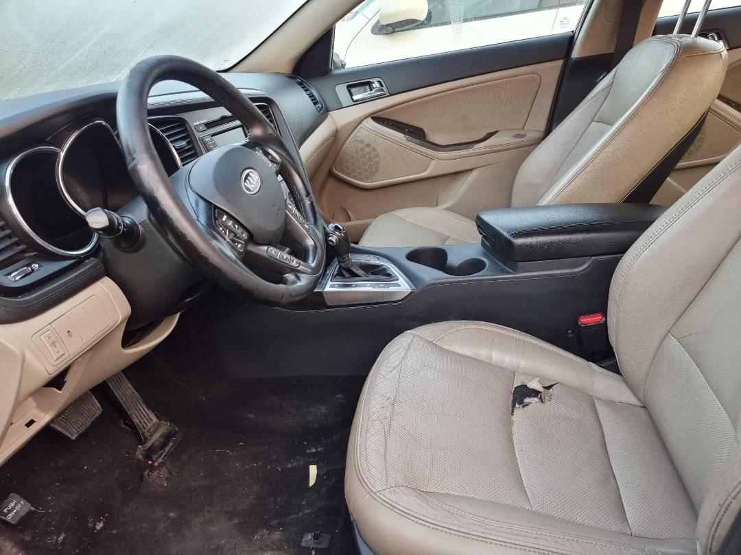 2012 KIA OPTIMA — 176240 Miles — Lot 125487 — Souq - Marhaba Auctions Used Cars - Image 8