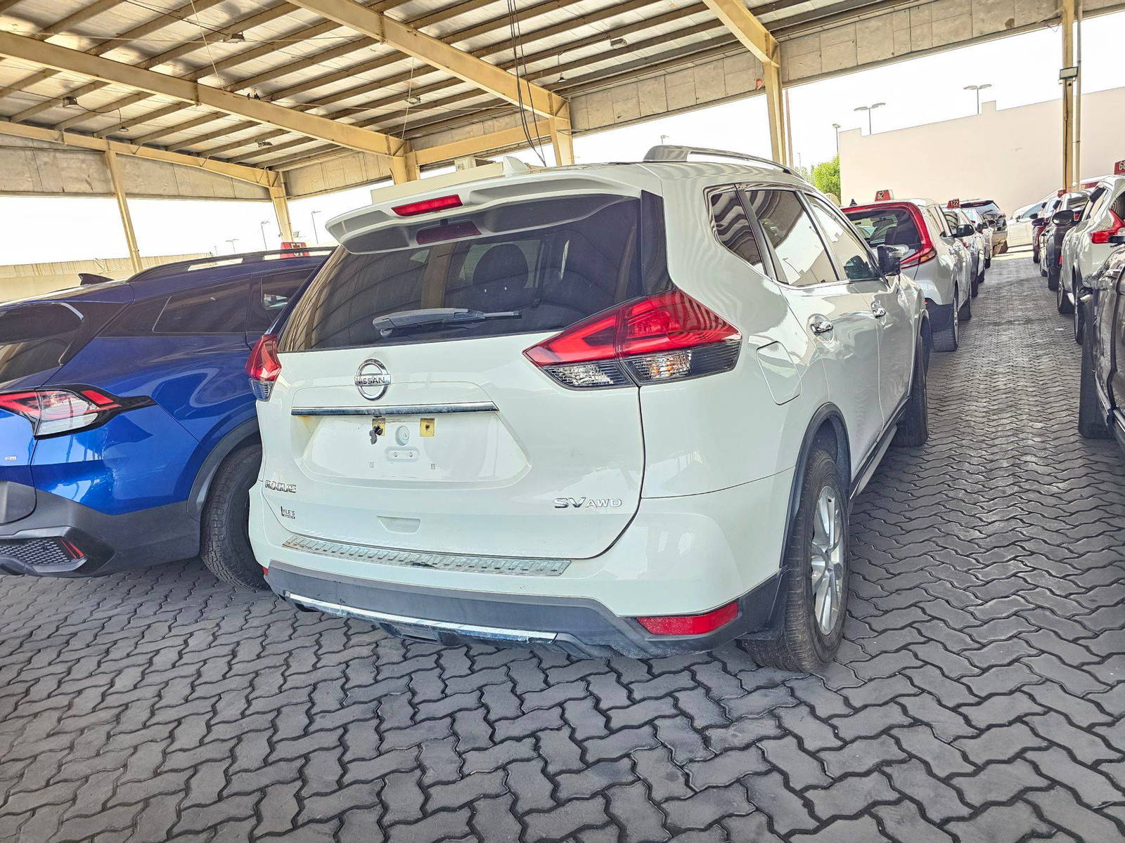 NISSAN ROGUE 2017 - Marhaba Auction Used Cars - Image 3