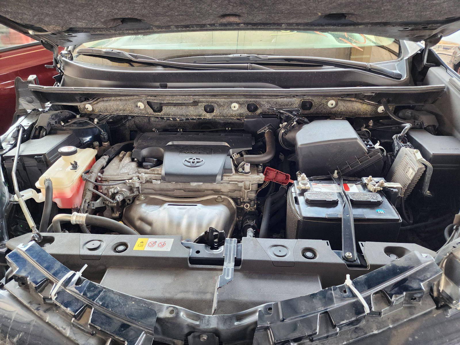 2018 TOYOTA RAV4 — 82775 Miles — Lot 37519898 — Souq - Marhaba Auctions Used Cars - Image 11