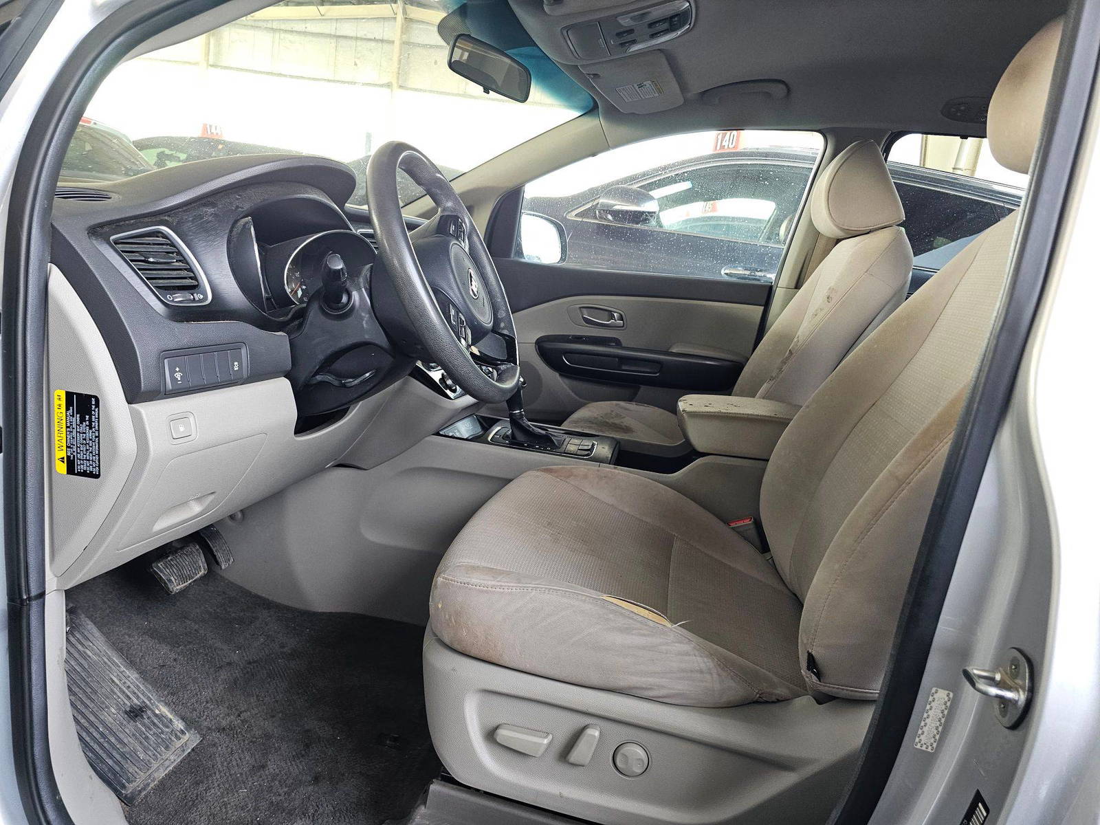 KIA SEDONA 2016 - Marhaba Auction Used Cars - Image 7