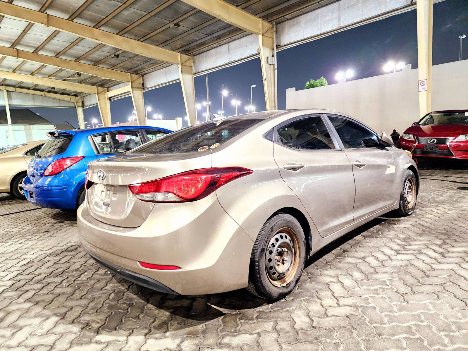 2016 HYUNDAI ELANTRA — 143286 Miles — Lot 336729 — Souq - Marhaba Auctions Used Cars - Image 3