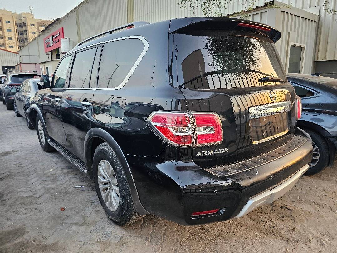 NISSAN ARMADA