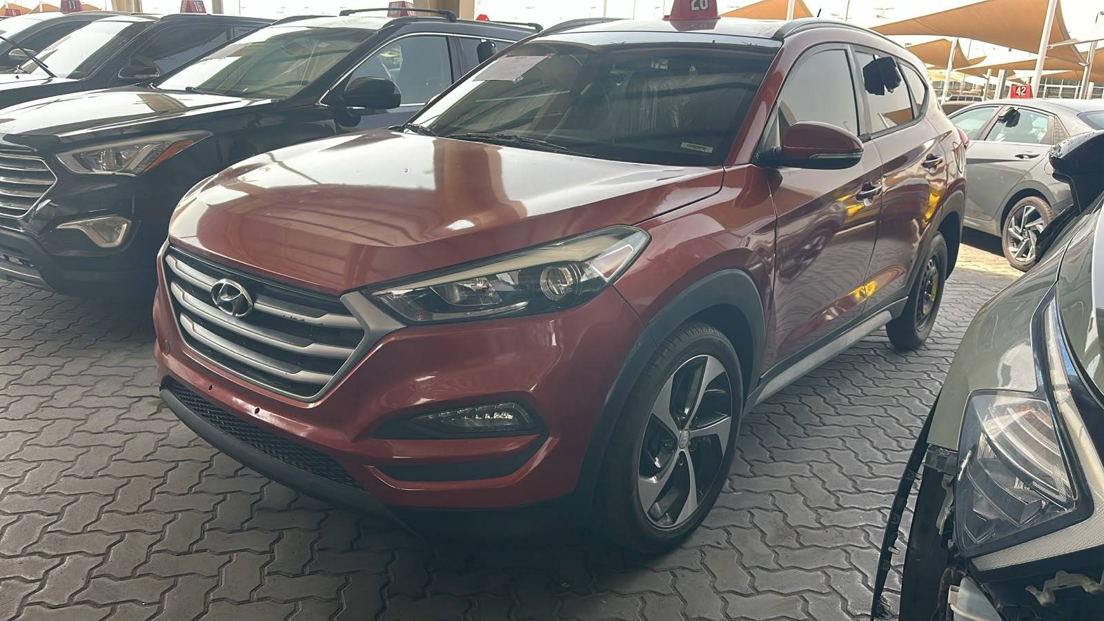 2017 HYUNDAI TUCSON — 118249 Miles — Lot 7HU429150 — Souq - Marhaba Auctions Used Cars - Image 3