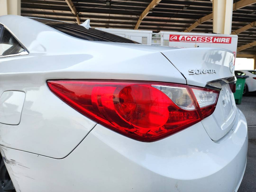 2011 HYUNDAI SONATA — 162078 Miles — Lot 80059813 — Souq - Marhaba Auctions Used Cars - Image 11