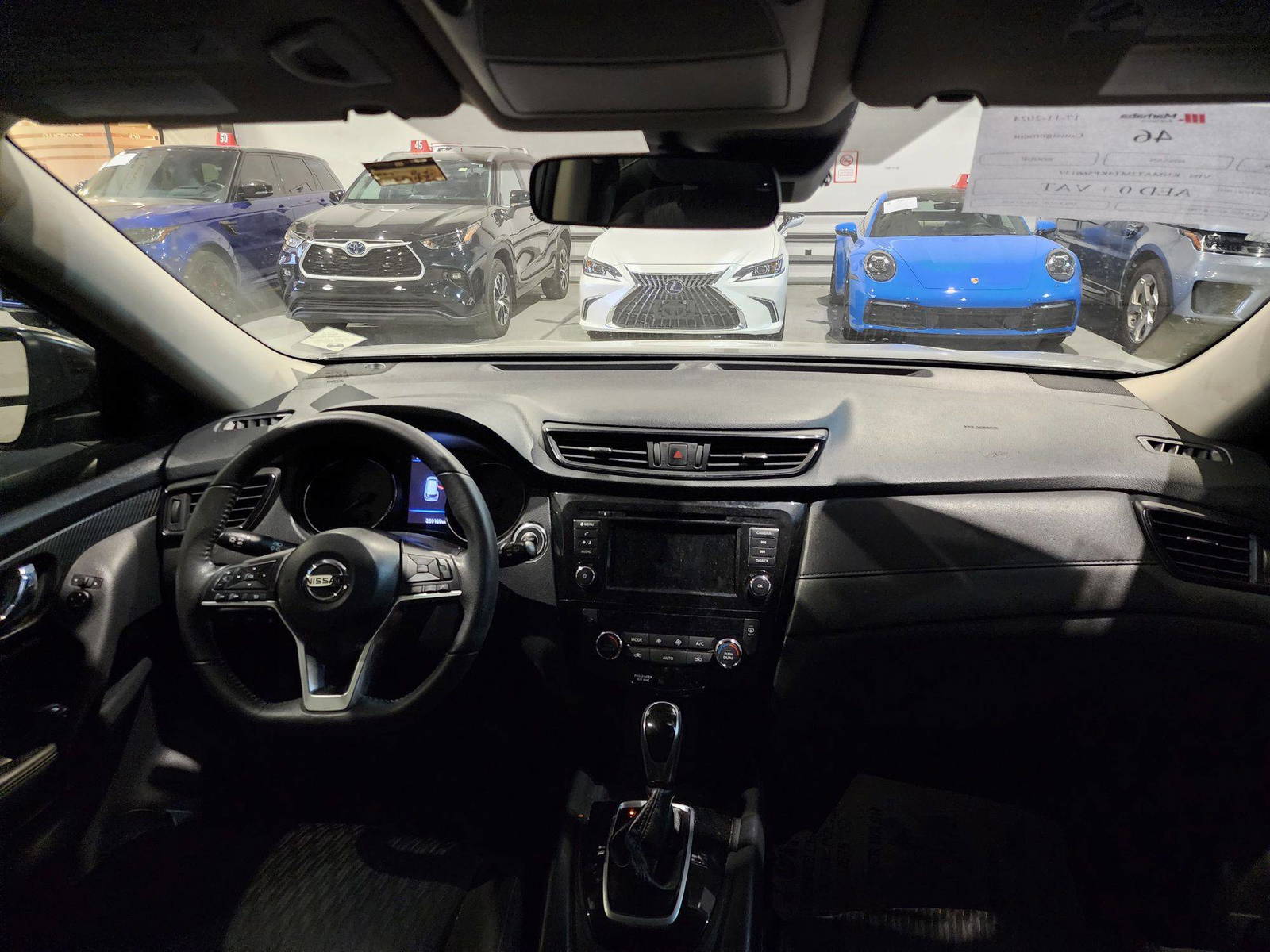 2019 NISSAN ROGUE — 259169 KM — Lot 60139 — Al Quoz - Marhaba Auctions Used Cars - Image 8