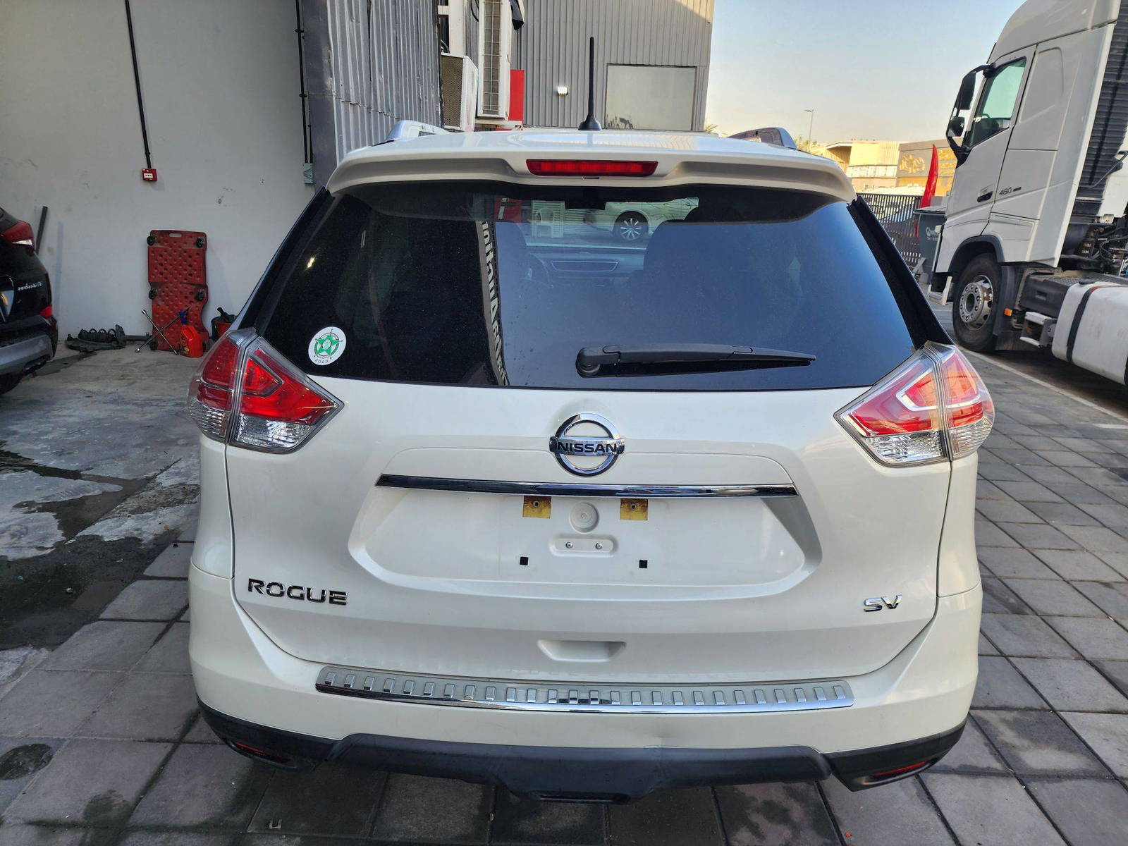 2016 NISSAN ROGUE — 180912 Miles — Lot 33647 — Main - Marhaba Auctions Used Cars - Image 5