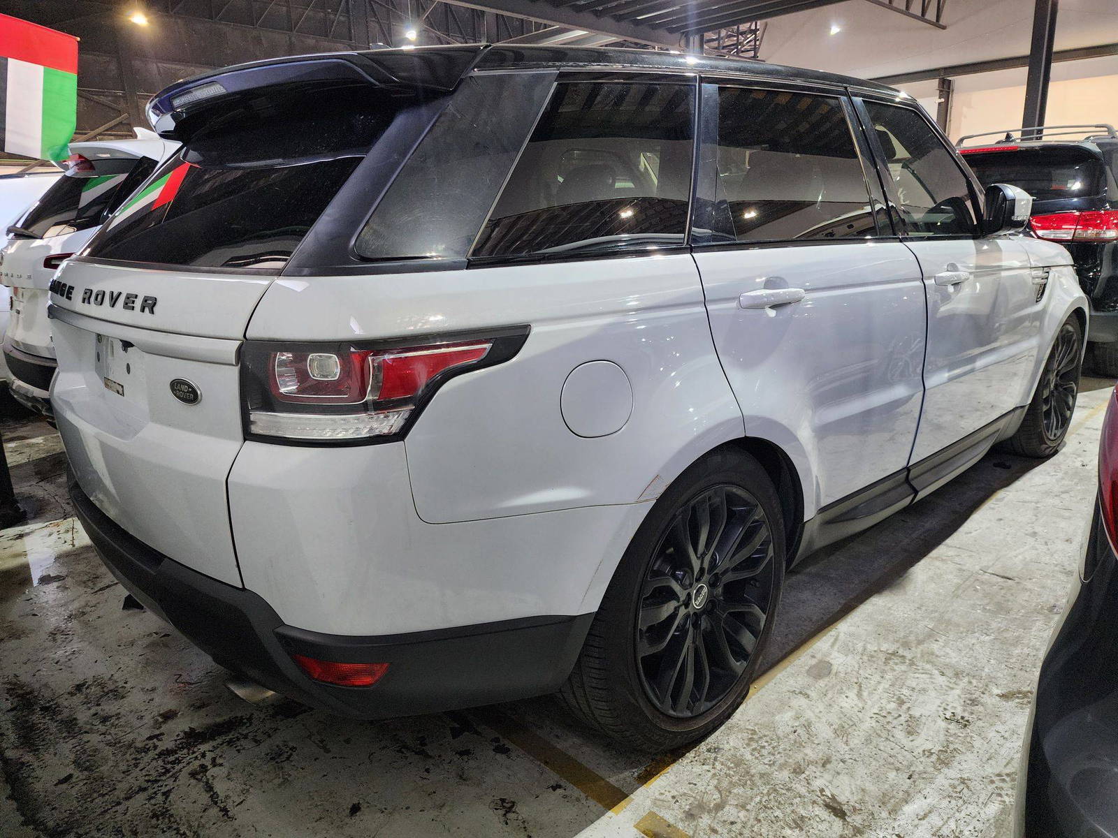 2016 LAND ROVER RANGE ROVER SPORT HSE — 119174 Miles — Lot 652128 — Main - Marhaba Auctions Used Cars - Image 4