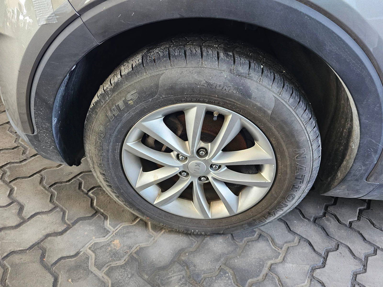 KIA SORENTO 2016 - Marhaba Auction Used Cars - Image 10