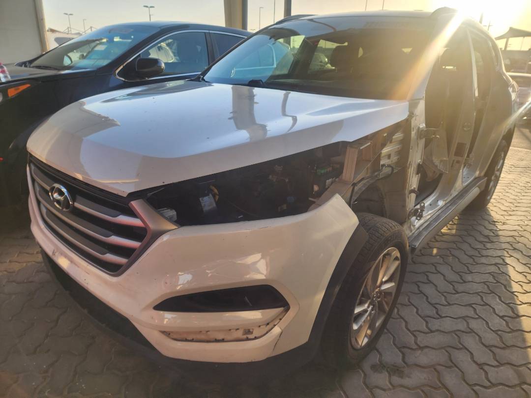 2018 HYUNDAI TUCSON — 123807 Miles — Lot 23042 - Marhaba Auctions Used Cars - Image 10
