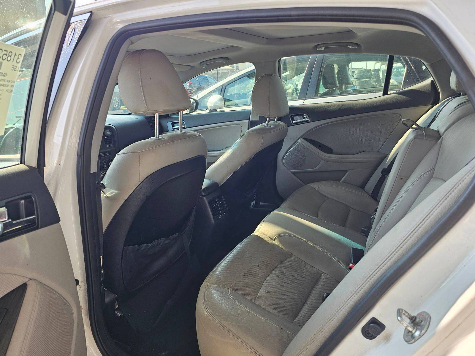 2012 KIA OPTIMA — 146599 Miles — Lot 3185342 — Souq - Marhaba Auctions Used Cars - Image 7