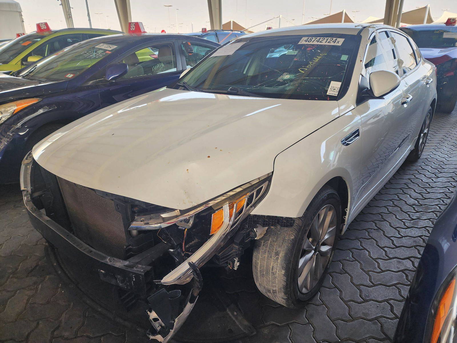 2017 KIA OPTIMA — 136238 Miles — Lot 48742124 — Souq - Marhaba Auctions Used Cars - Image 5