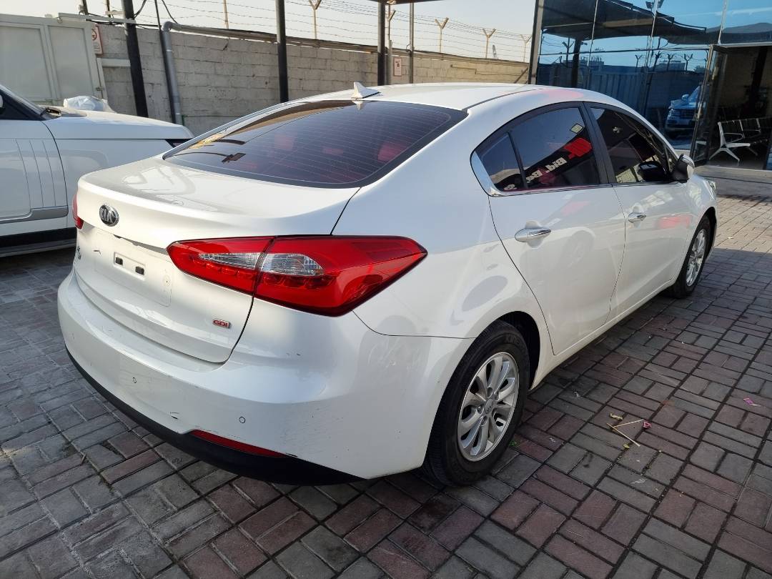 2013 KIA K3 — 102497 KM — Lot 125487 — Ind. 12 - Marhaba Auctions Used Cars - Image 4