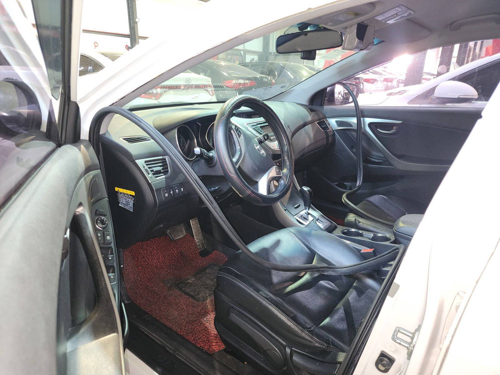 2012 HYUNDAI AVANTE — 216643 KM — Lot 468406 — Main - Marhaba Auctions Used Cars - Image 10