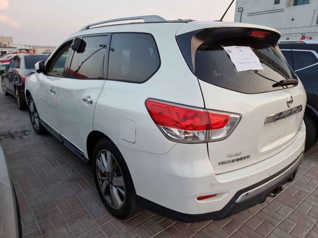 2013 NISSAN PATHFINDER — 244513 Miles — Lot M1DC688366 — Ind. 12 - Marhaba Auctions Used Cars - Image 5