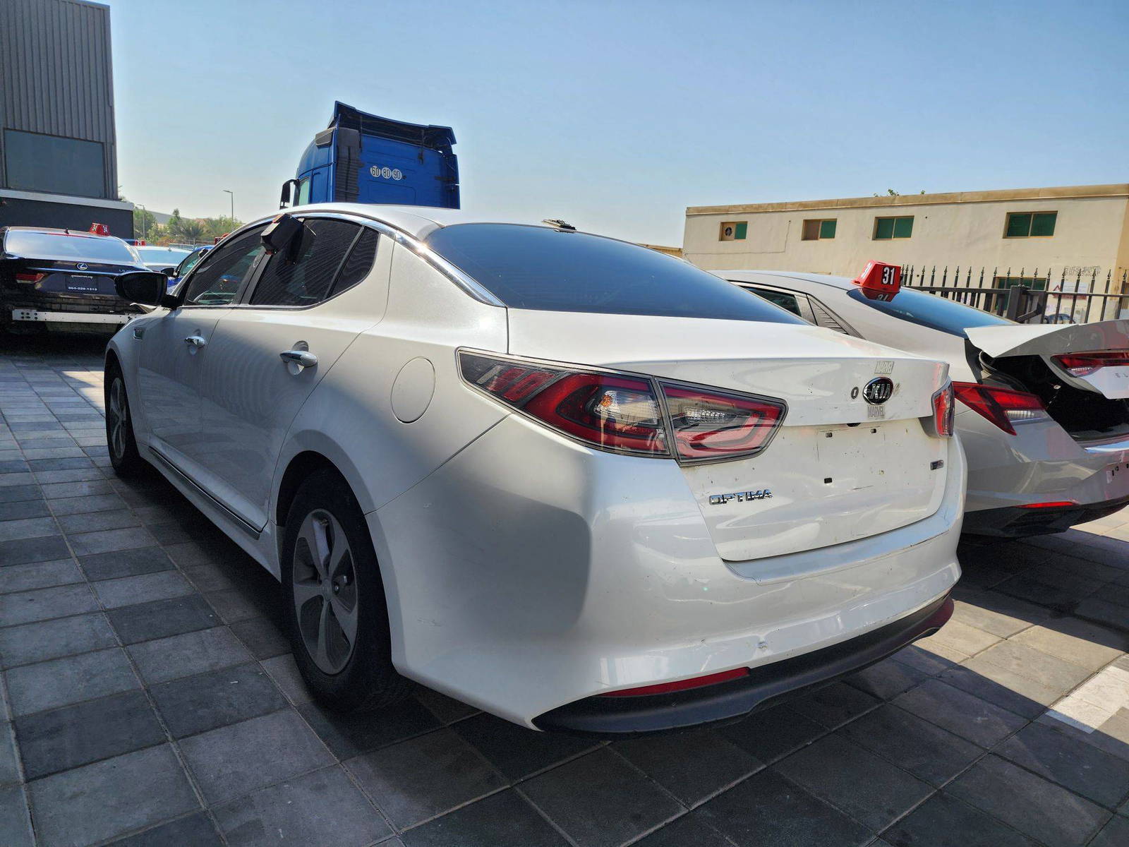 2016 KIA OPTIMA — 131963 Miles — Lot 39515022 — Al Quoz - Marhaba Auctions Used Cars - Image 4