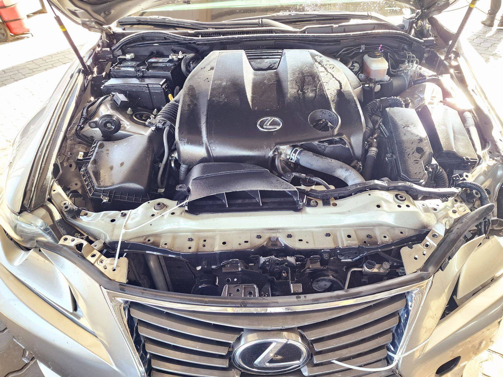 2014 LEXUS IS 250 — 171001 Miles — Lot 40198079 — Souq - Marhaba Auctions Used Cars - Image 12