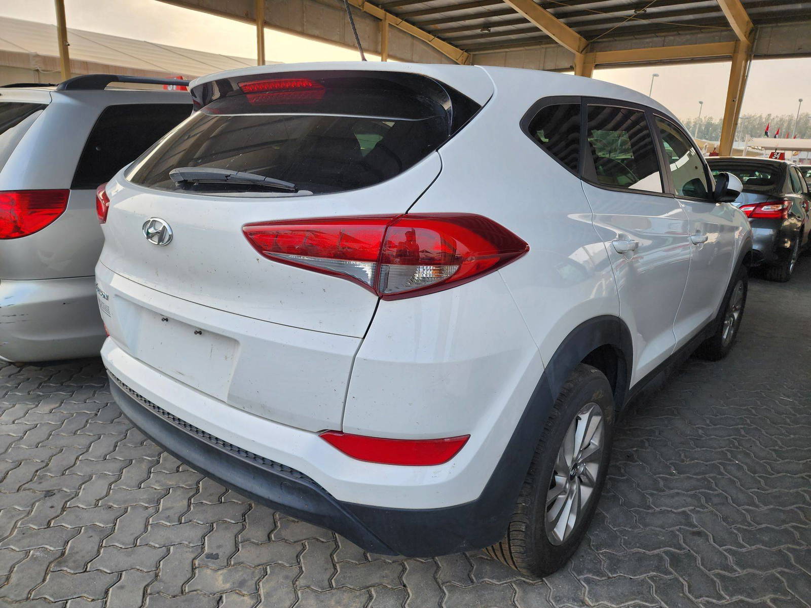 2017 HYUNDAI TUCSON — 68951 Miles — Lot 38737156 — Souq - Marhaba Auctions Used Cars - Image 3