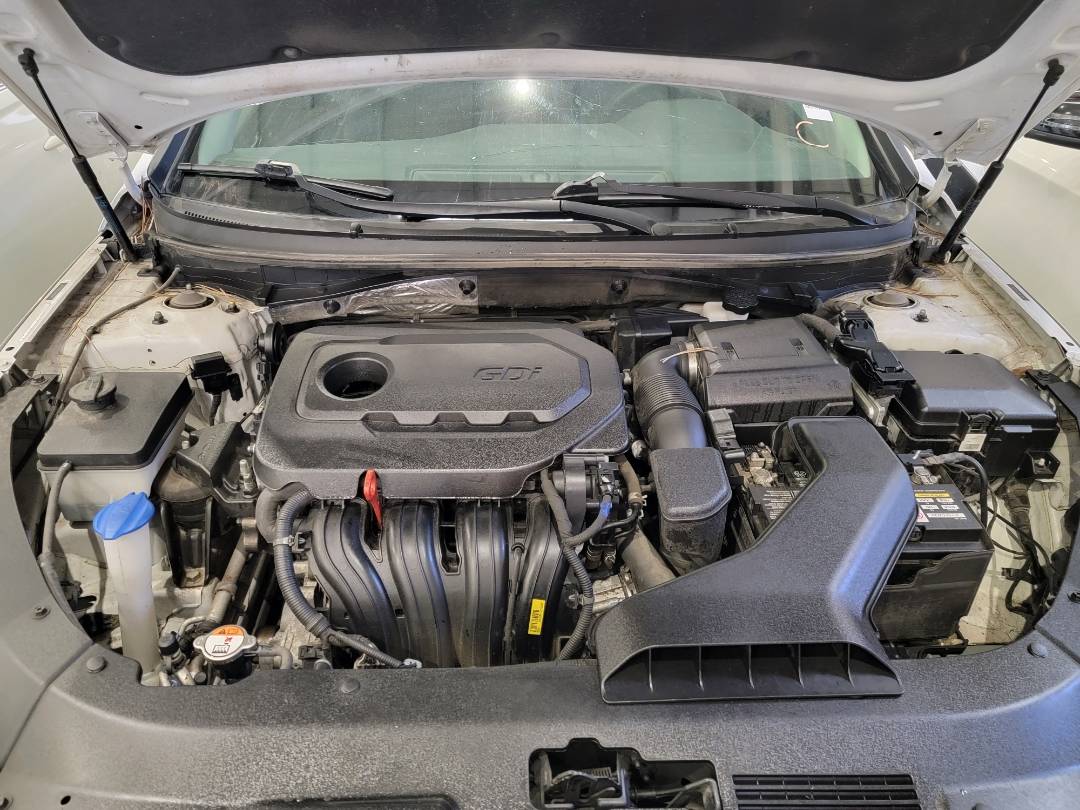 2018 HYUNDAI SONATA — 106460 Miles — Lot 40615902 — Main - Marhaba Auctions Used Cars - Image 11