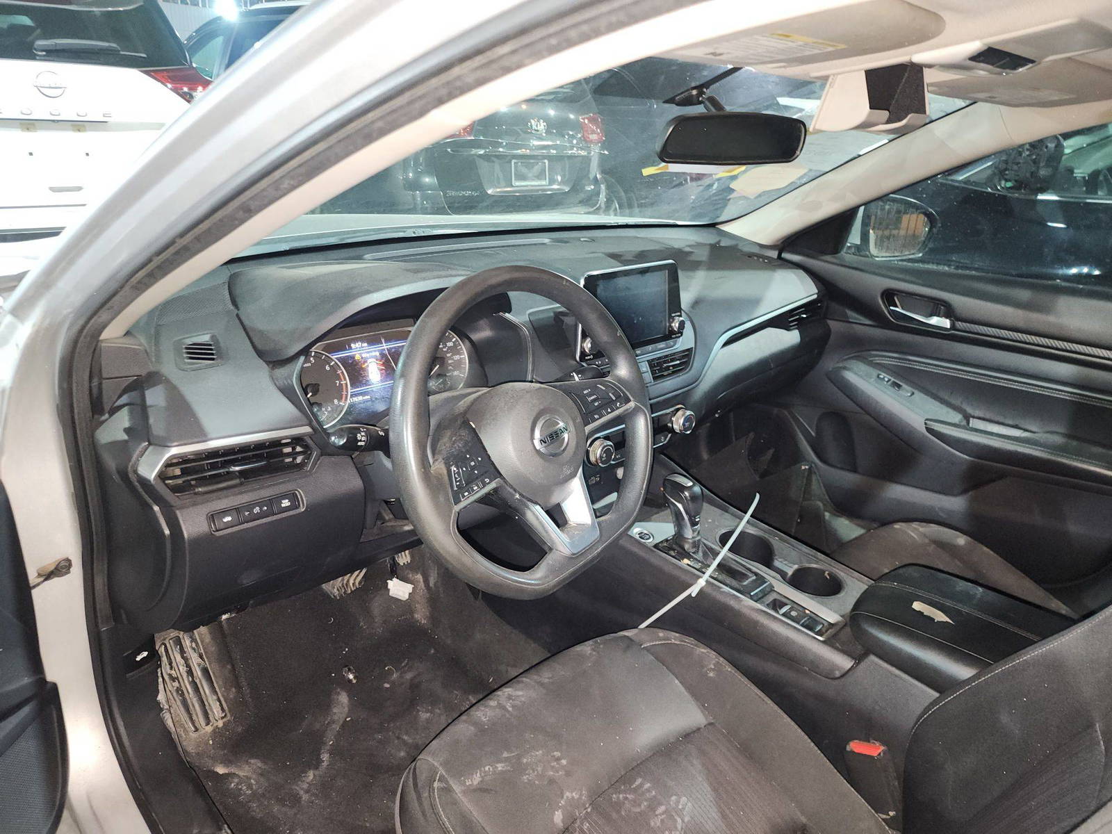 NISSAN ALTIMA 2019 - Marhaba Auction Used Cars - Image 9