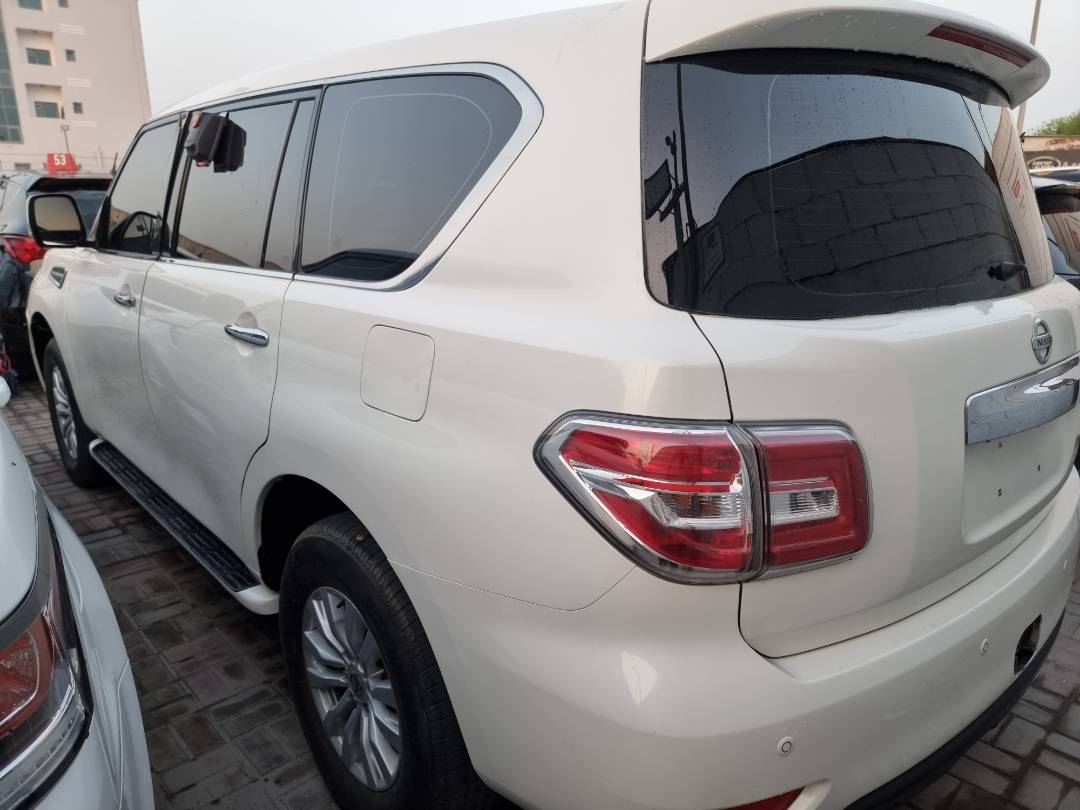 2014 NISSAN PATROL — 297715 KM — Lot 77699 — Ind. 12 - Marhaba Auctions Used Cars - Image 5