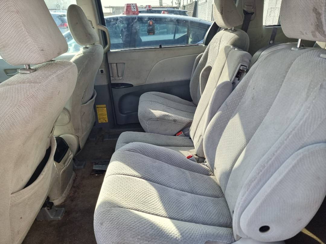 2014 TOYOTA SIENNA — 111386 Miles — Lot 1285487 — Main - Marhaba Auctions Used Cars - Image 7