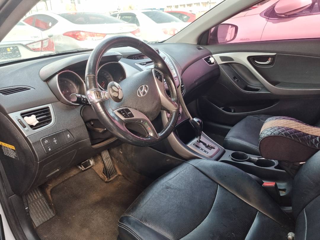 2014 HYUNDAI AVANTE — 88657 KM — Lot 124578 — Ind. 12 - Marhaba Auctions Used Cars - Image 8