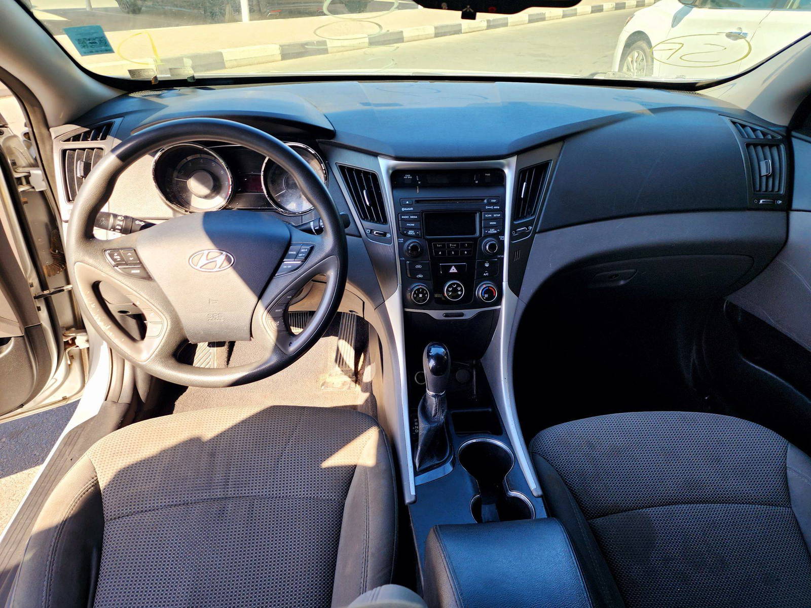 2014 HYUNDAI SONATA — 204072 Miles — Lot 69210424 — Souq - Marhaba Auctions Used Cars - Image 7