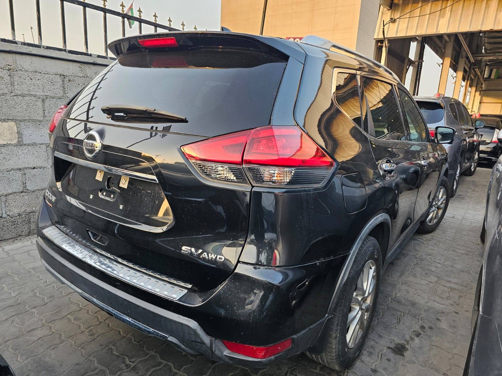 NISSAN ROGUE 2017 view 2